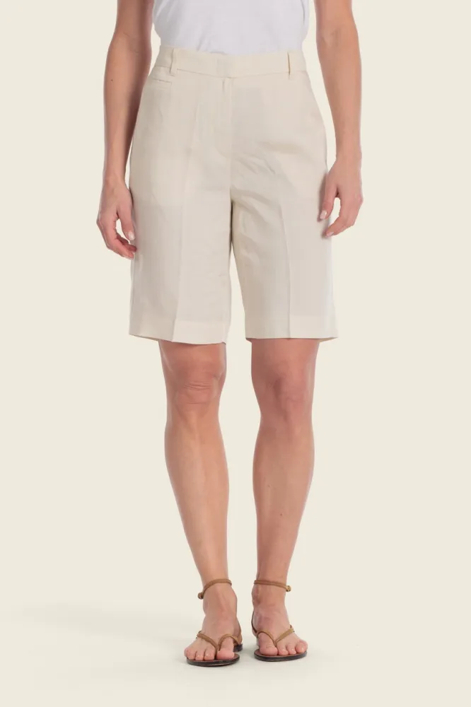 Beżowe Szorty damskie Gerry Weber N67202 z lnem 2.jpeg