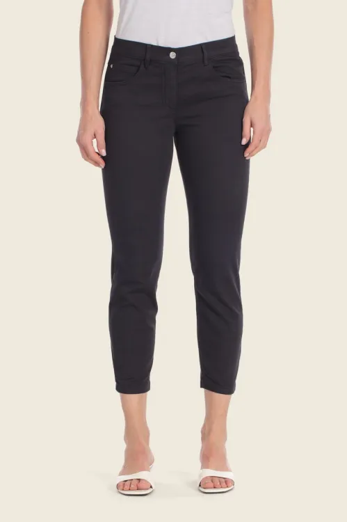 Lekkie spodnie damskie Gerry Weber 7:8 Black 2.jpeg