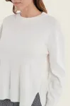 Sweter Gerry Weber biały z rozcięciami N76014121 ModaClub 2.jpeg