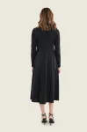 Czarna sukienka Gerry Weber z marszczeniem N78800120 2.jpeg