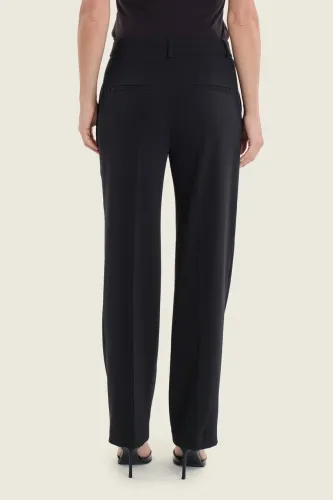 Eleganckie spodnie garniturowe Gerry Weber czarne N77022120 1_ModaClub_.webp