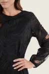 Czarna sukienka z prześwitującymi rękawami Gerry Weber N78640120 1_ModaClub_.webp
