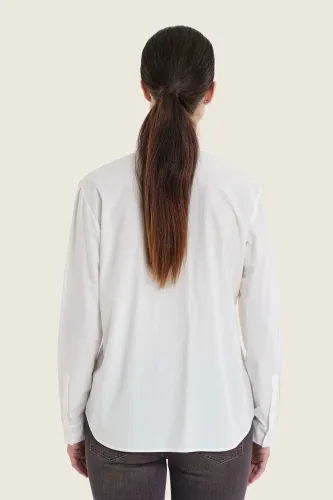 Biała koszula Gerry Weber z haftami N71033102 1_ModaClub_.webp