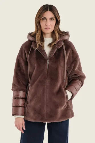 Pluszowa kurtka GerryWeber GW z pikowanymi rękawami N78415 711 701 3_ModaClub_.webp