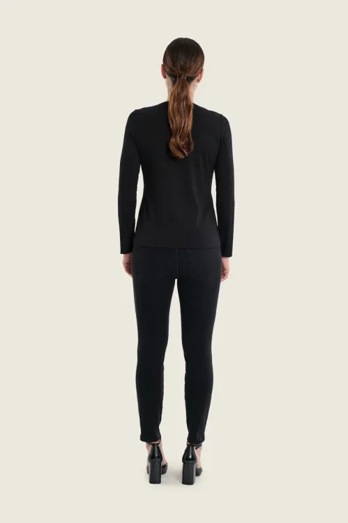 Wąskie spodnie damskie Gerry Weber Black N77034689 3_ModaClub_.webp