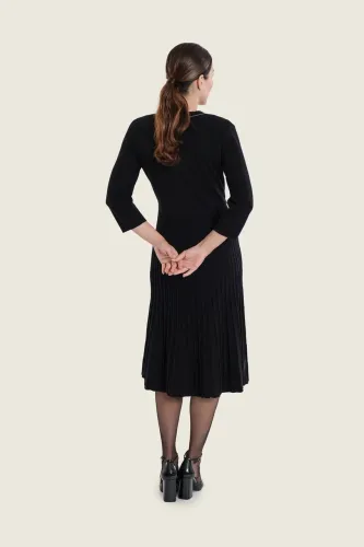 Czarna sukienka z wełną Gerry Weber N78780120 2_ModaClub_.webp